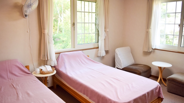 洋室/10畳(禁煙)